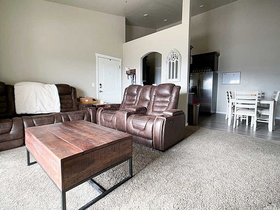 3rd image of 87 E Jordan Ridge Blvd Unit 612