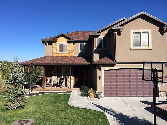2nd image of 932 Snowmeadows Dr