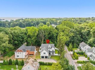 89 Indian Field Rd, Greenwich, CT 06830