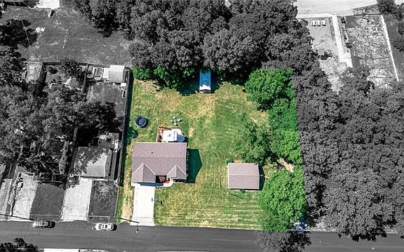 4th image of 4023 Hagemann St