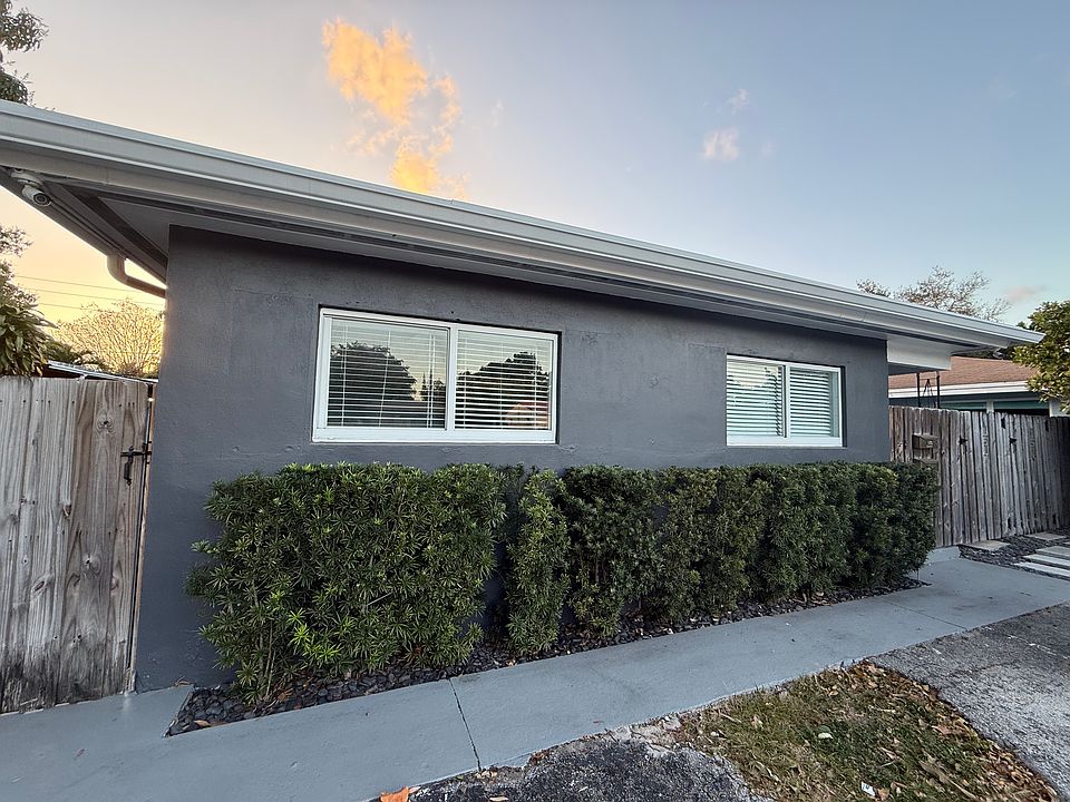 1st image of 1317 NW 3rd Ave