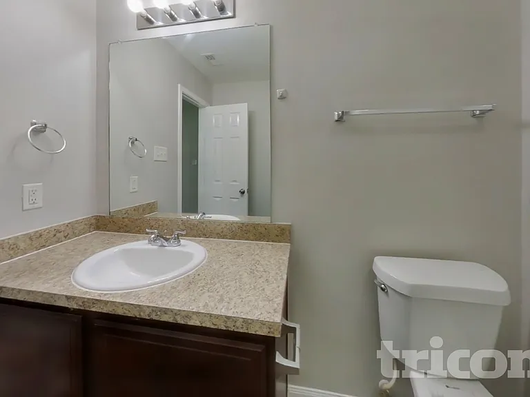 21427 Wilona Way — Photo 8