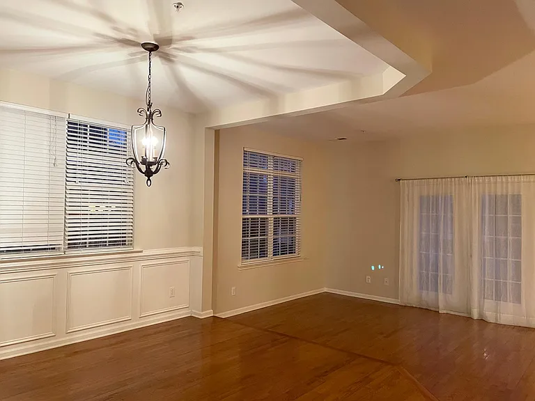 127 Vintage Dr — Photo 10