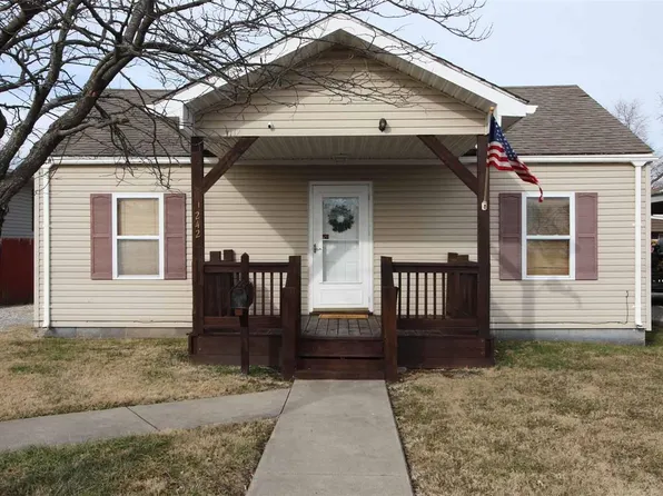 242 James St, Bethalto, IL 62010