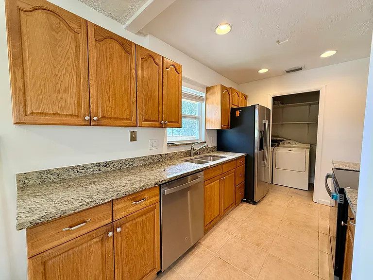 3362 SE Jefferson St — Photo 8