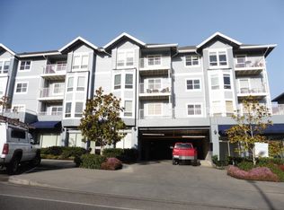 300 High School Rd NE UNIT 202, Bainbridge Island, WA 98110