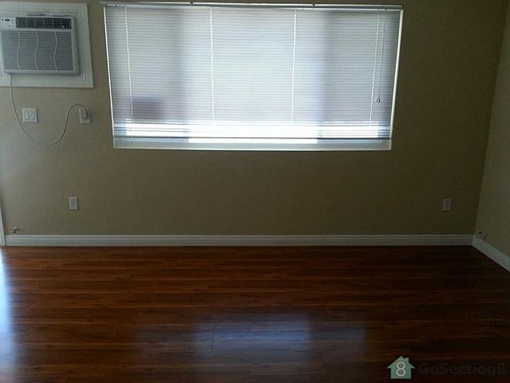 4th image of 7104 Garden Dr APT 4