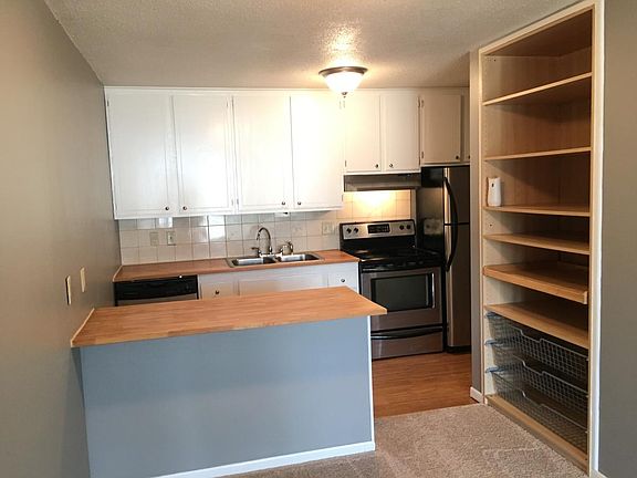 4th image of 4014 15th Ave S APT 7B