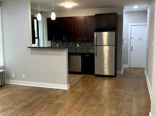 557 46th St APT E, Brooklyn, NY 11220