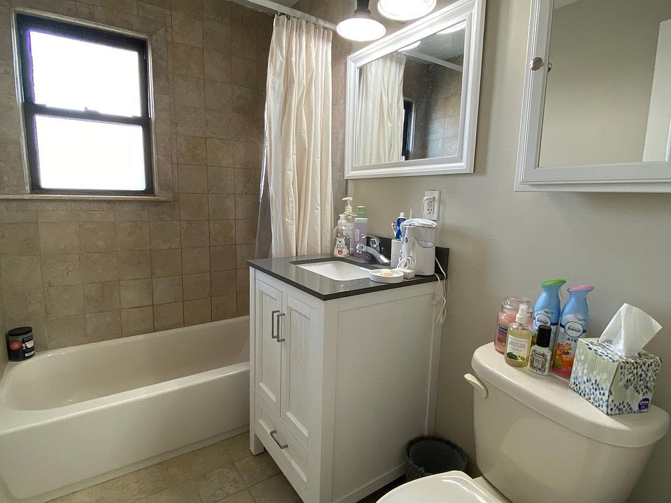 1st image of 608 E Broadway #1