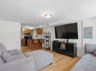520 S 4th St #C, Philadelphia, PA 19147