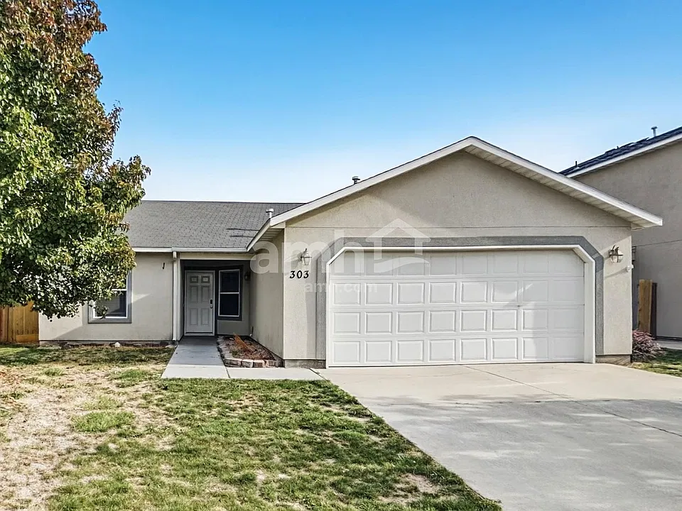 303 Parkmont Way