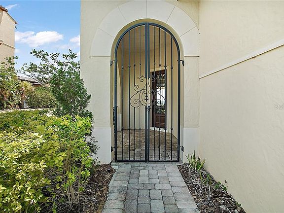 5th image of 16118 Trivoli Cir