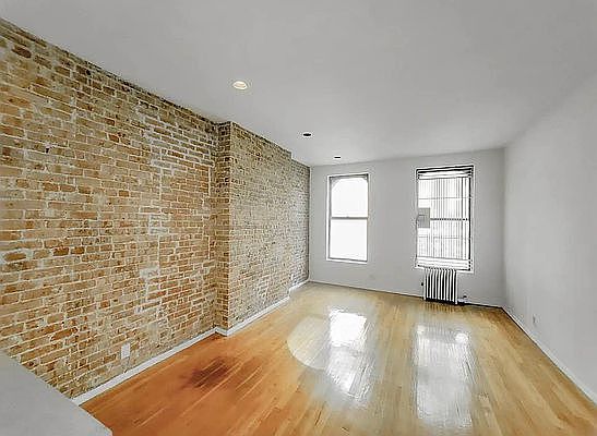 1st image of 214 E 90th St #4FW