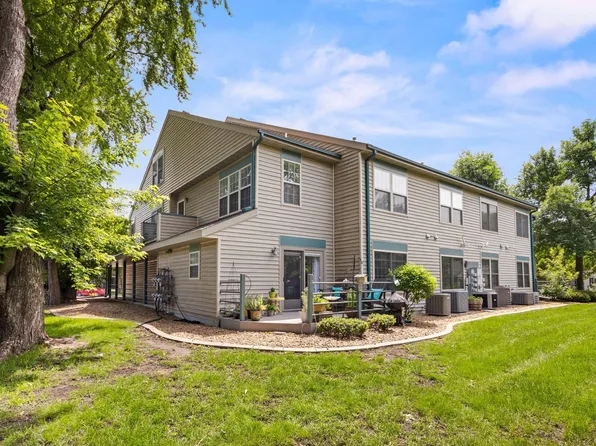 124 Morningside Dr NE, Hutchinson, MN 55350