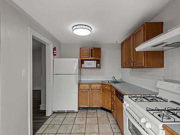 4th image of 38 Beltzhoover Ave