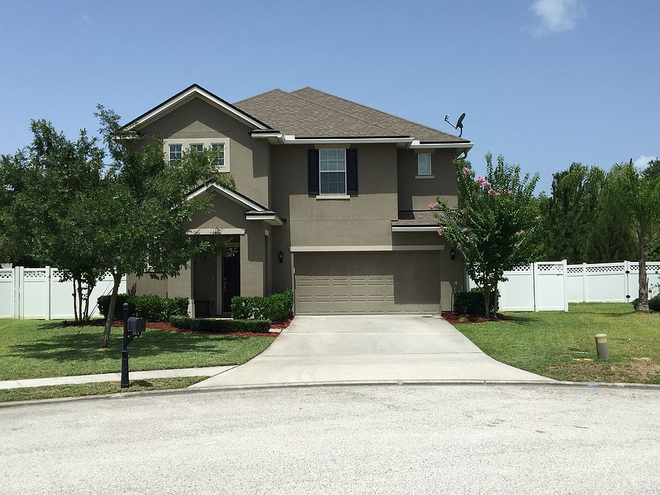 1st image of 163 Cresthaven Pl