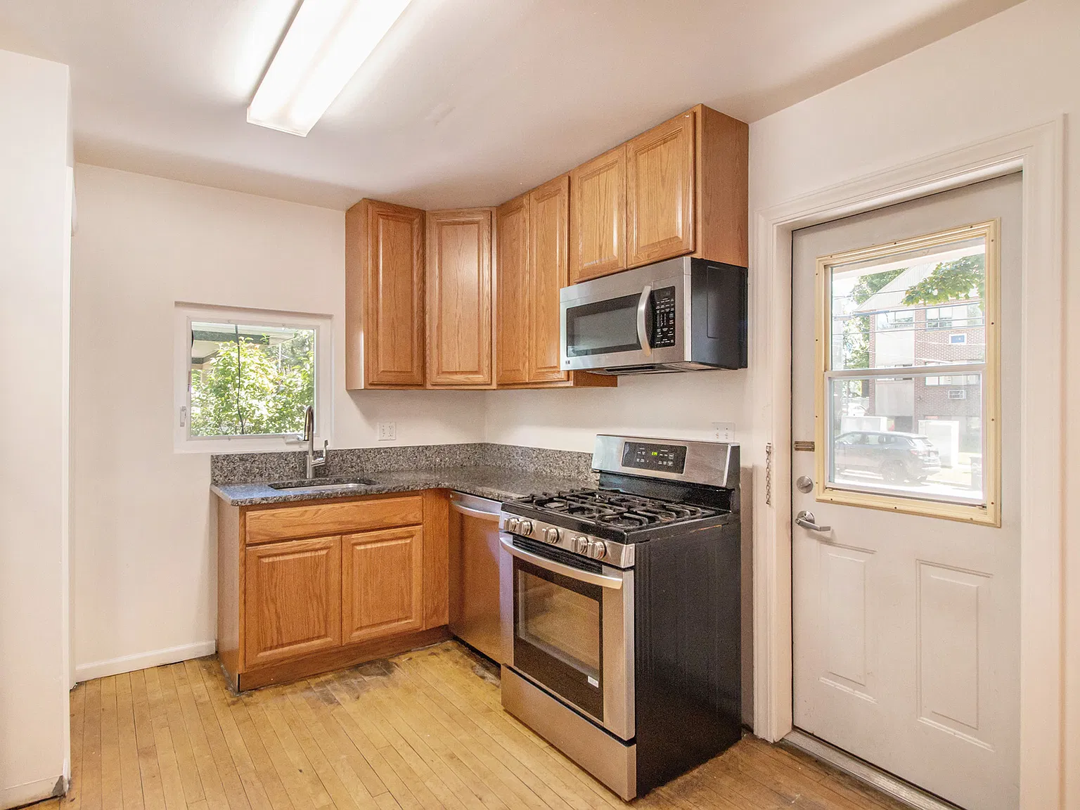 747 Packard Street - 1 — Photo 4