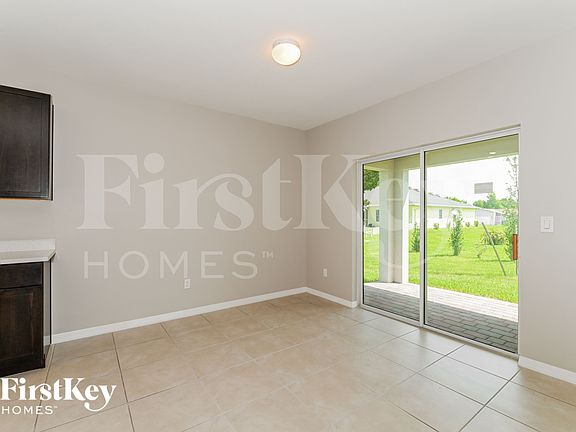 5th image of 3009 NE 6th Pl