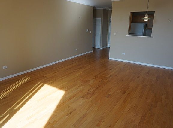 2nd image of 1700 Riverwoods Dr APT 702