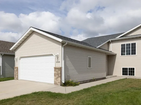 2524 31st Ave S, Moorhead, MN 56560