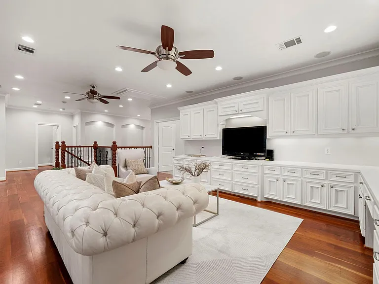 12927 Hansel Ln — Photo 33