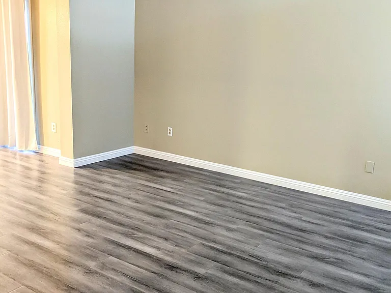 219 Toronto Ave #1 — Photo 6