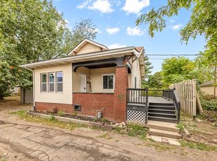 915 Rosemont Ct NW, Canton, OH 44708