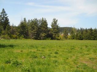 5052 Booth Hill Rd, Hood River, OR 97031