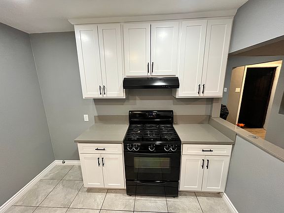 2nd image of 204 E 10th St