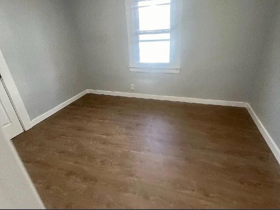 2nd image of 145 Vermont Ave #3L