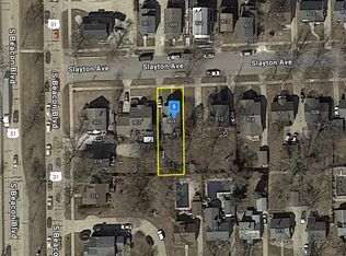 904 Slayton Ave, Grand Haven, MI 49417