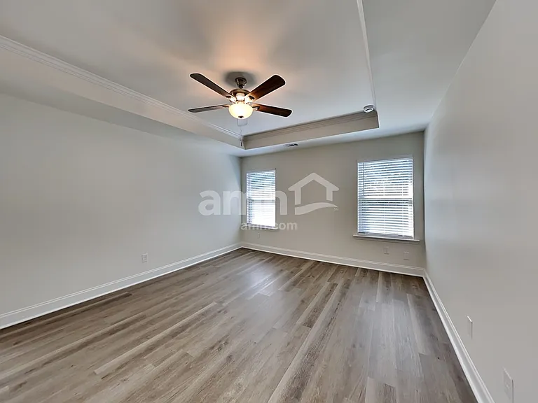 2444 Beal St — Photo 12