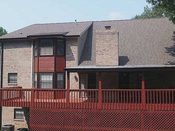 4th image of 508 River Landing Dr