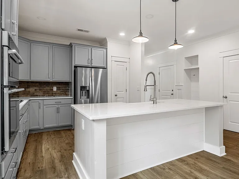 1037 Cortland Valley — Photo 13