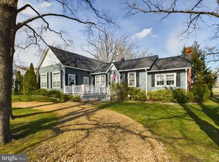 5205 Seminary Rd, Alexandria, VA 22311