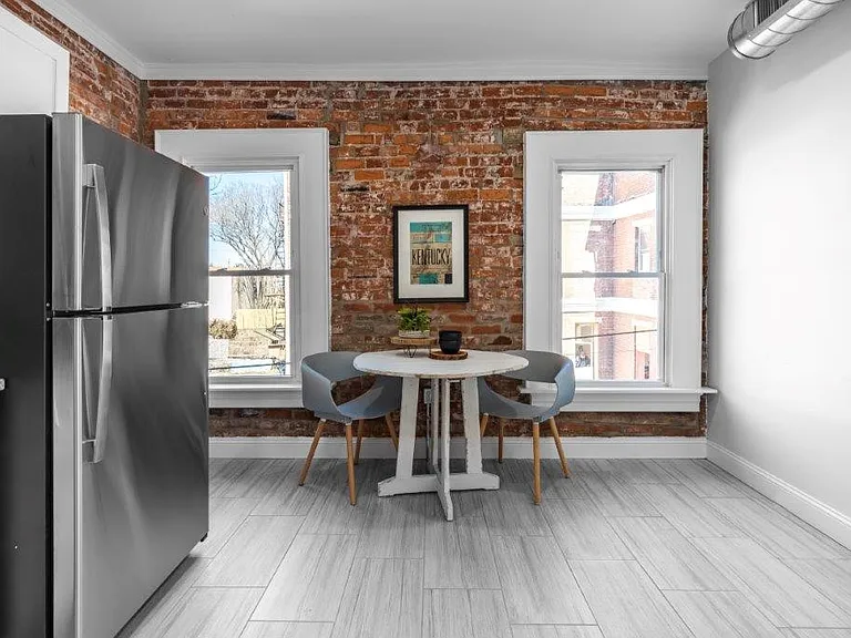 1101 Lee St #3 — Photo 15