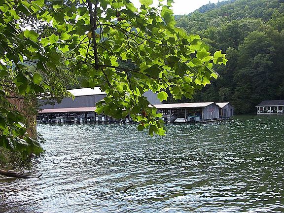 Anchorage Marina nearby