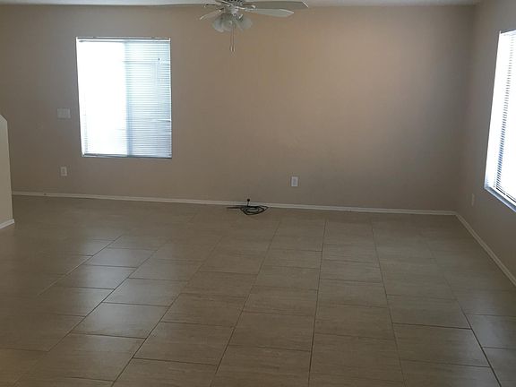 5th image of 11118 E Arbor Ave