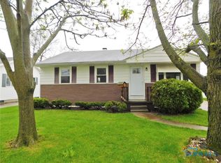 223 S Berlin Ave, Oregon, OH 43616