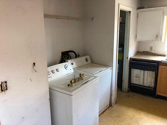 Laundry area