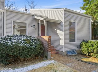 685 Hiddenwood Ct, Jefferson City, MO 65109