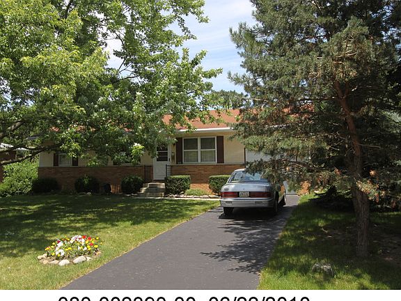 4th image of 412 Seneca Ave