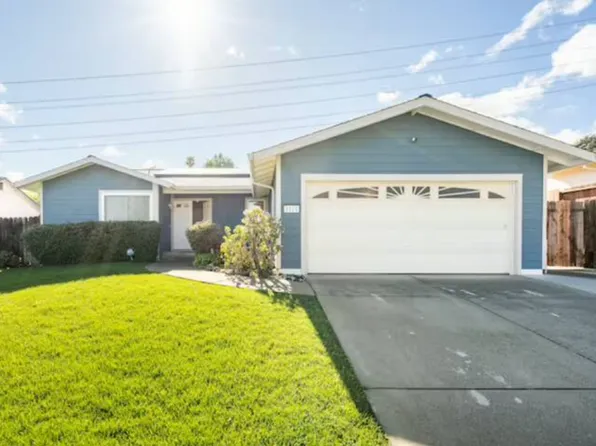 2221 Daffodil Dr, Pittsburg, CA 94565