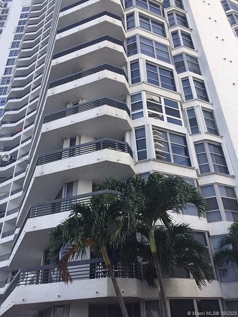 1st image of 19101 Mystic Pointe Dr APT 303