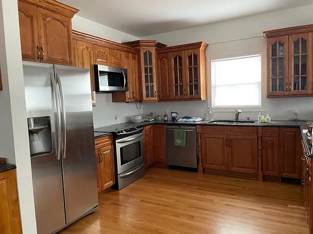 7600 Oster Dr — Photo 8