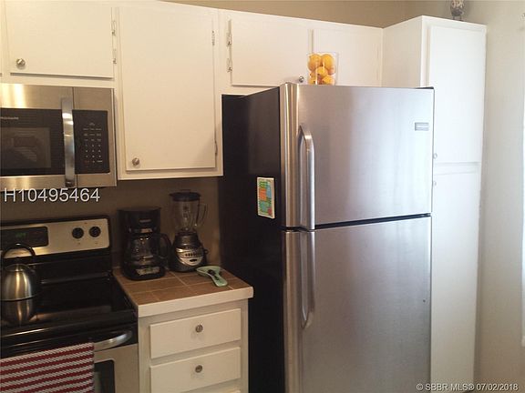 5th image of 7730 NW 50th St APT 105