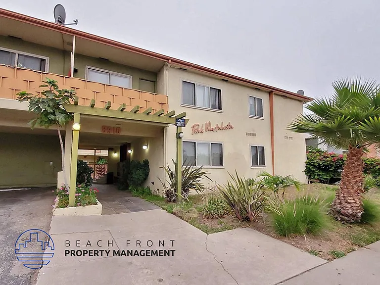 8910 Sepulveda Eastway — Photo 13
