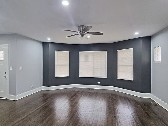 2nd image of 410 S 2nd Ave