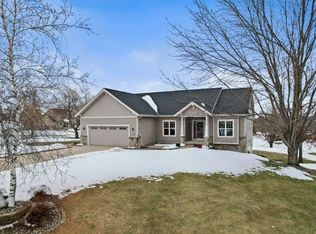 7573 Lokken Ln, Verona, WI 53593